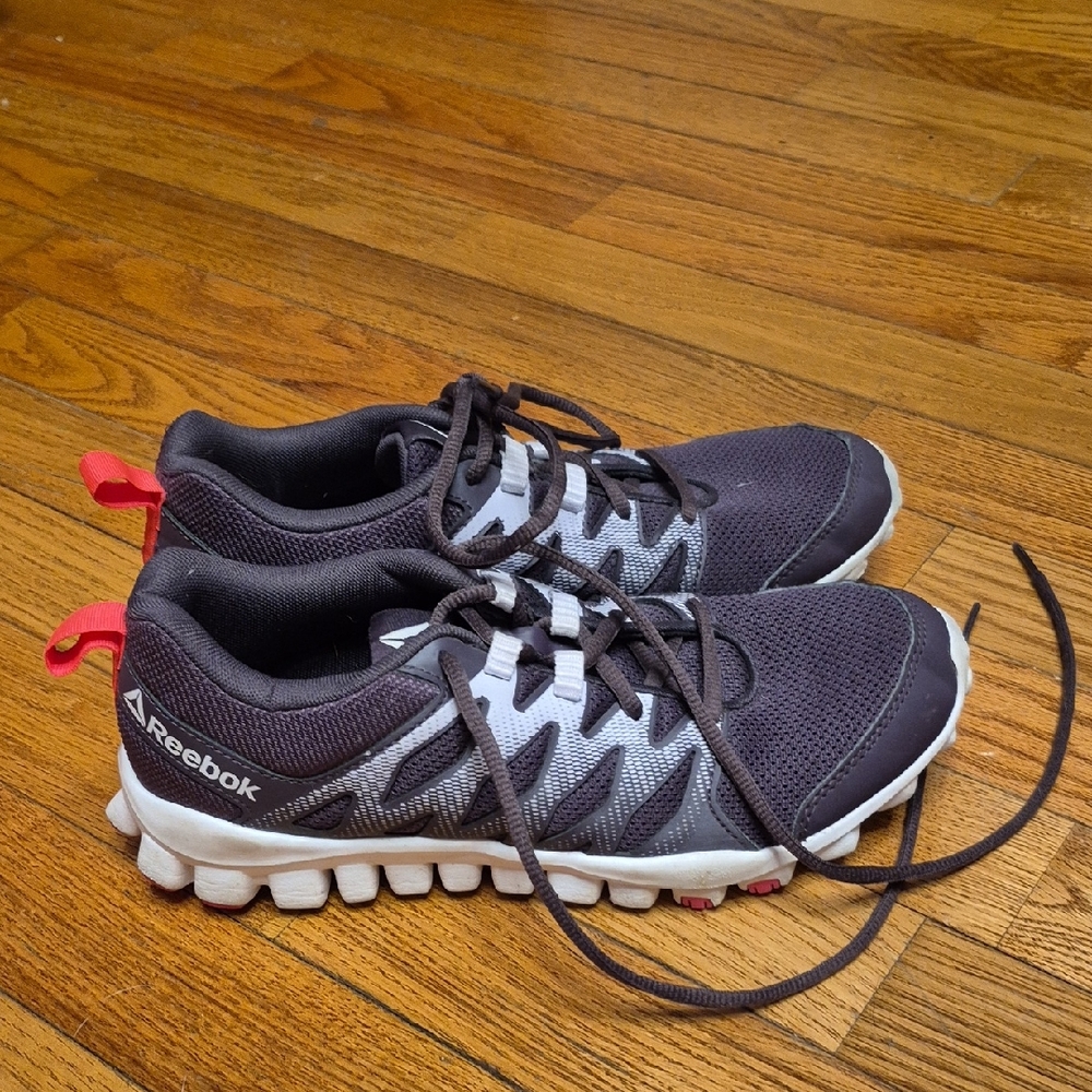 Womens reebok sneakers
